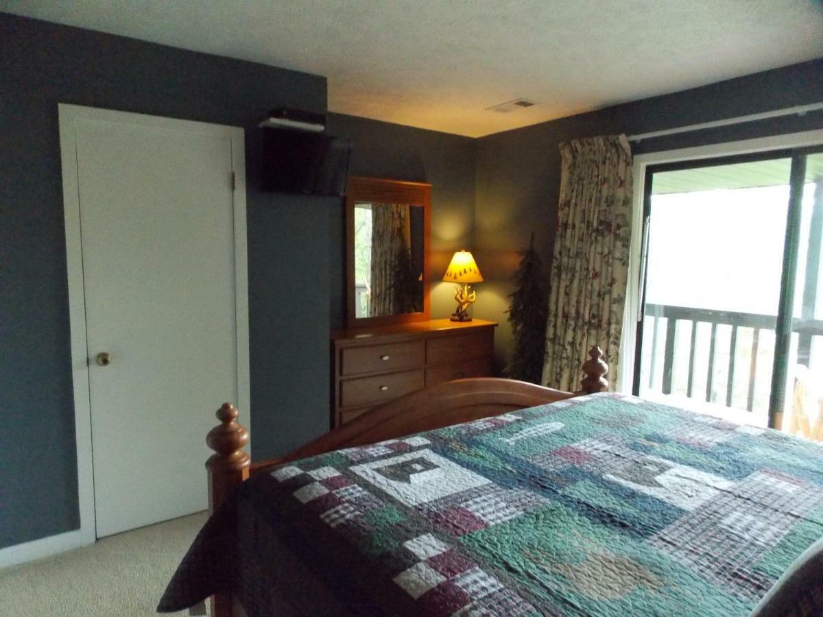 Hillbilly Hilton Chalet Villa Pigeon Forge Exterior photo